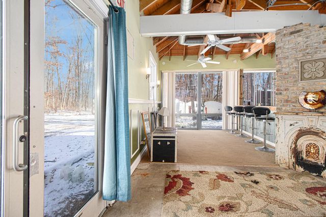 7683 N 1200 W, Fair Oaks, IN 47943