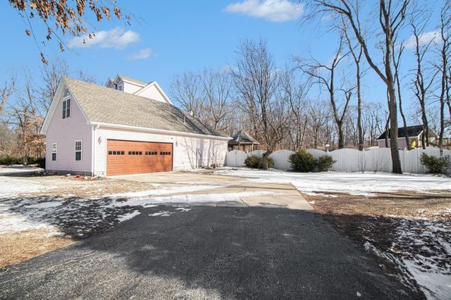 7683 N 1200 W, Fair Oaks, IN 47943