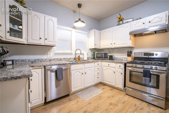 604 N Pine Street, Colorado Springs, CO 80905