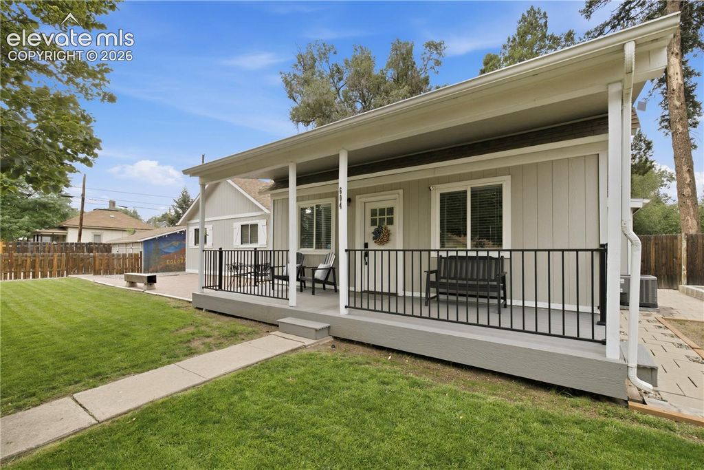 604 N Pine Street, Colorado Springs, CO 80905 — exterior