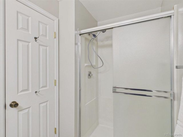 1140 S Monaco Pkwy 3, Denver, CO 80224