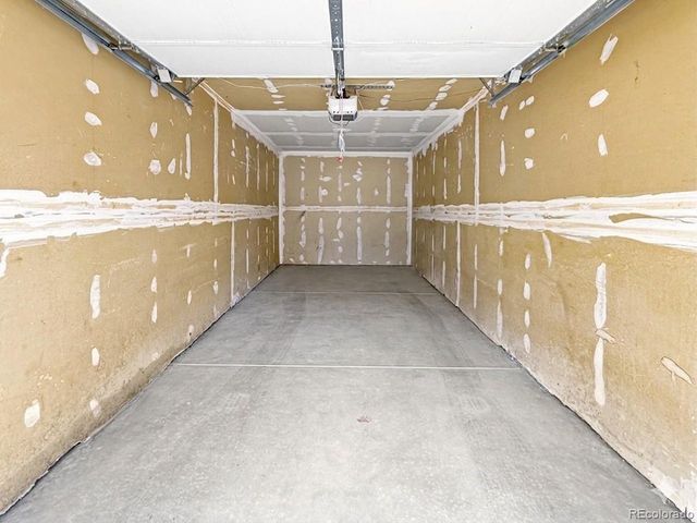 1140 S Monaco Pkwy 3, Denver, CO 80224