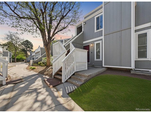 1140 S Monaco Pkwy 3, Denver, CO 80224