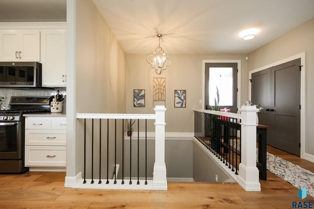 2200 S Firestone Ln, Sioux Falls, SD 57110