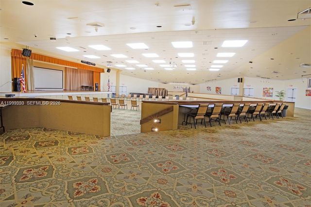 8901 Sunrise Lakes Blvd 204, Sunrise, FL 33322