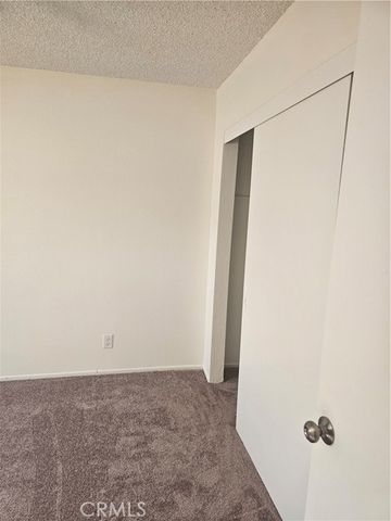 45419 10th B, Lancaster, CA 93534