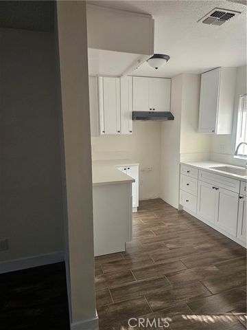 45419 10th B, Lancaster, CA 93534