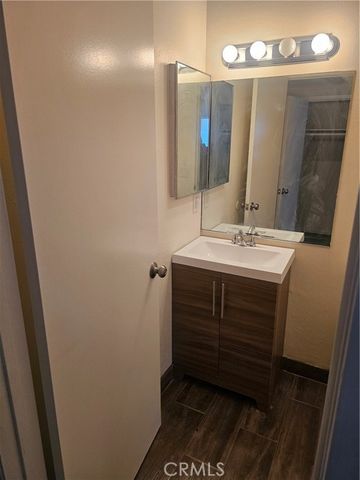 45419 10th B, Lancaster, CA 93534