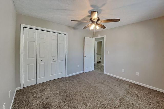 1504 Farmlake Drive SE, Mableton, GA 30126