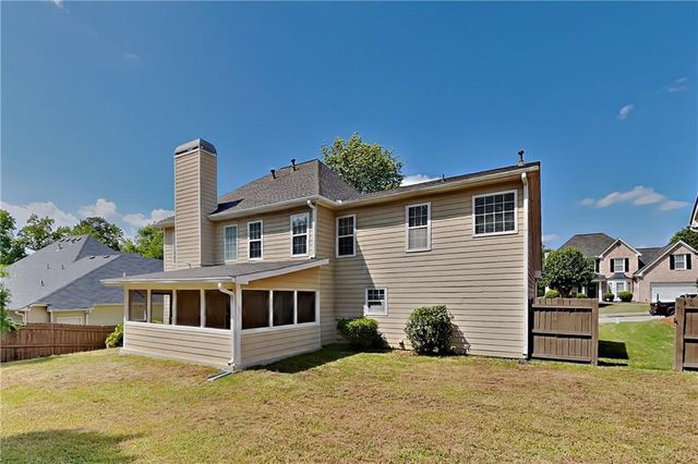 1504 Farmlake Drive SE, Mableton, GA 30126