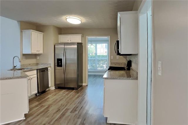 1504 Farmlake Drive SE, Mableton, GA 30126