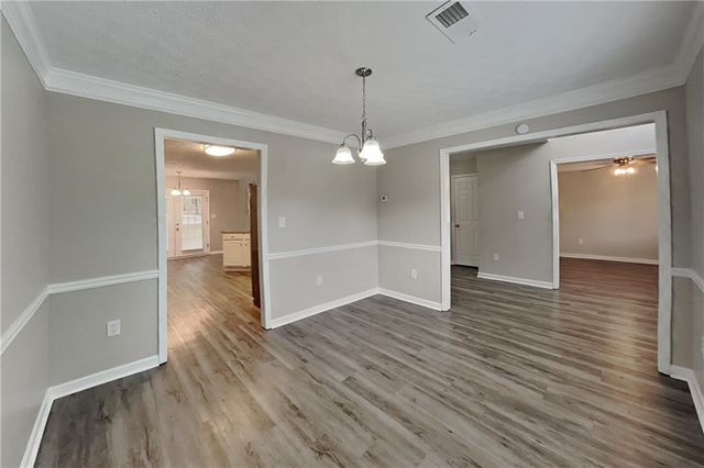 1504 Farmlake Drive SE, Mableton, GA 30126