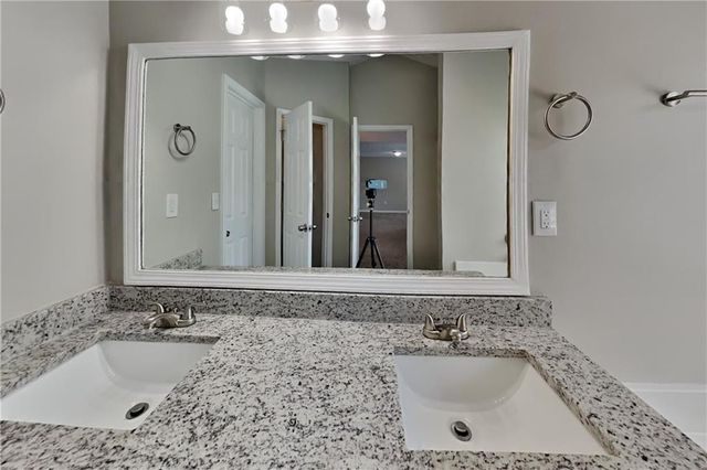 1504 Farmlake Drive SE, Mableton, GA 30126