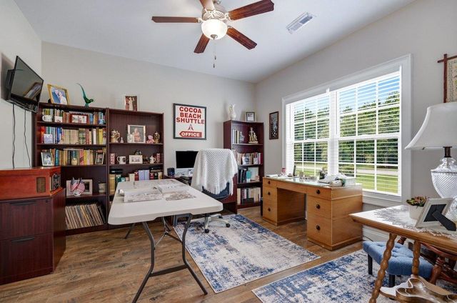 4017 Ridgewood Dr., Conway, SC 29526