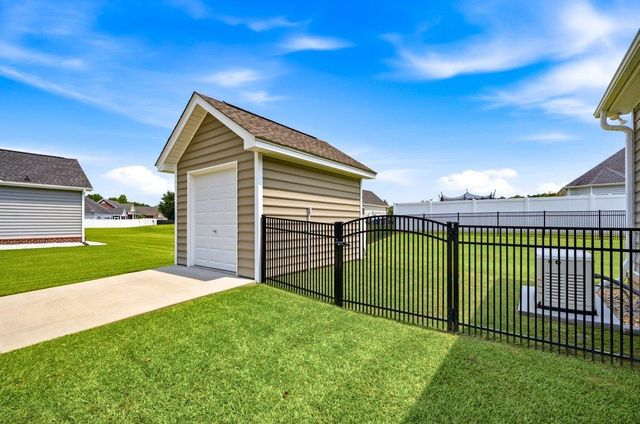 4017 Ridgewood Dr., Conway, SC 29526