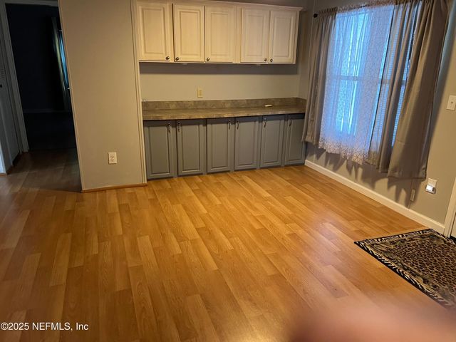 140 BAYOU Drive, Satsuma, FL 32189