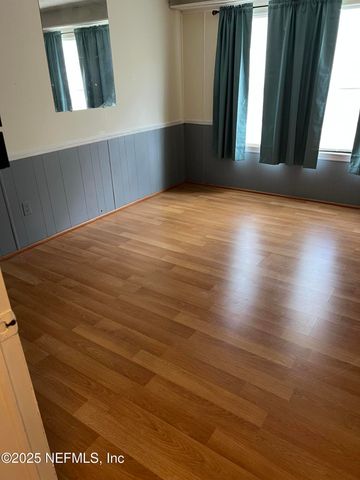 140 BAYOU Drive, Satsuma, FL 32189