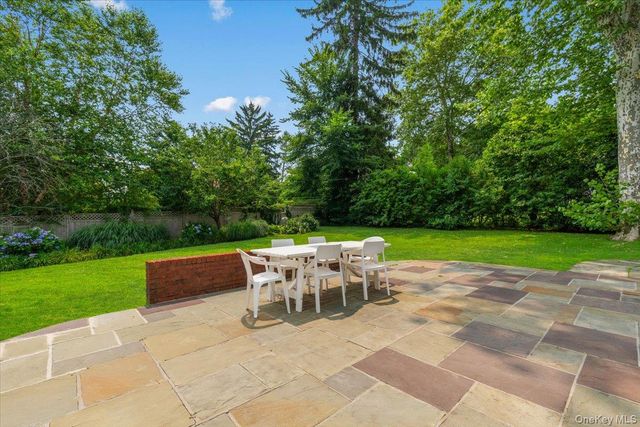 54 Strathmore Road, Scarsdale, NY 10583