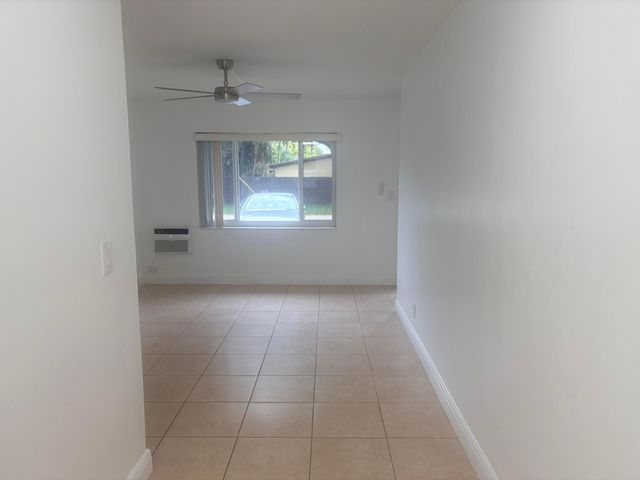 1801 NE 25th Avenue 3, Pompano Beach, FL 33062