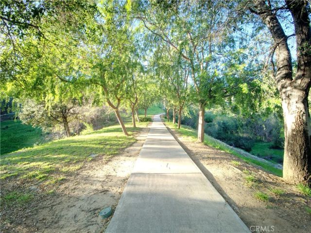 5728 Oak Bend Lane 202, Oak Park, CA 91377