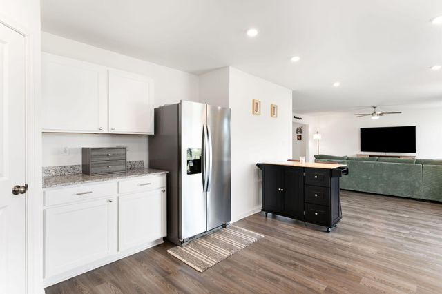 845 W Scipio Drive, La Porte, IN 46350