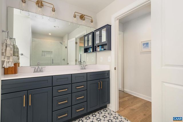 3707 THICKET RUN PL, Charlottesville, VA 22911