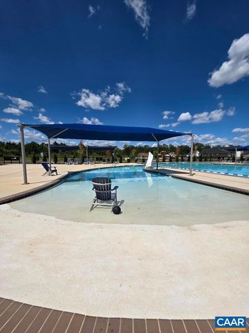 3707 THICKET RUN PL, Charlottesville, VA 22911