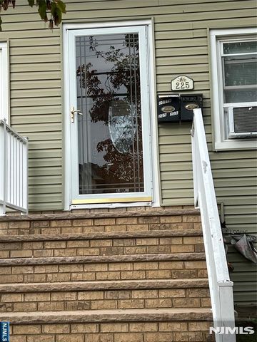 225-233 Argyle 2nd, Kearny, NJ 07032