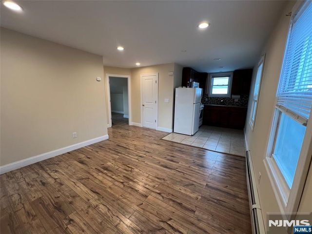 225-233 Argyle 2nd, Kearny, NJ 07032