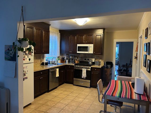23 Montfern Ave 3, Boston, MA 02135