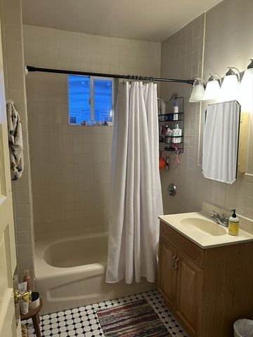 23 Montfern Ave 3, Boston, MA 02135