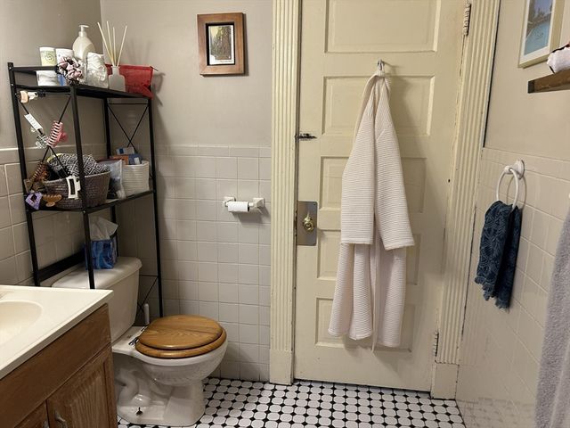 23 Montfern Ave 3, Boston, MA 02135
