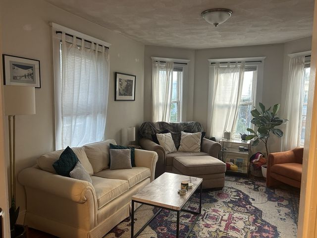 23 Montfern Ave 3, Boston, MA 02135