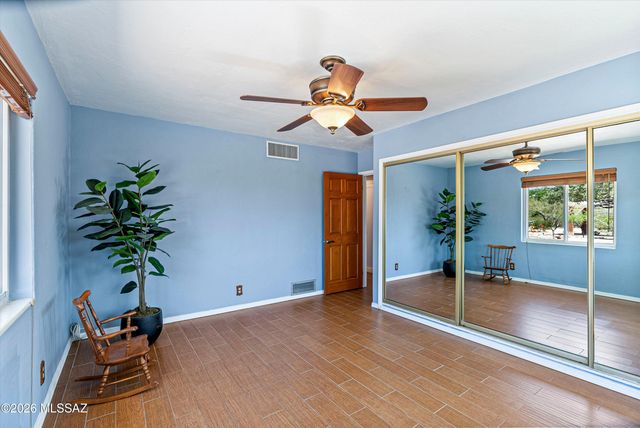2107 E Lind Road, Tucson, AZ 85719