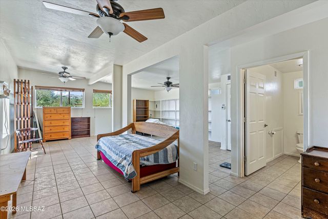 2107 E Lind Road, Tucson, AZ 85719