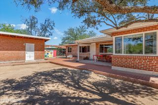 2107 E Lind Road, Tucson, AZ 85719
