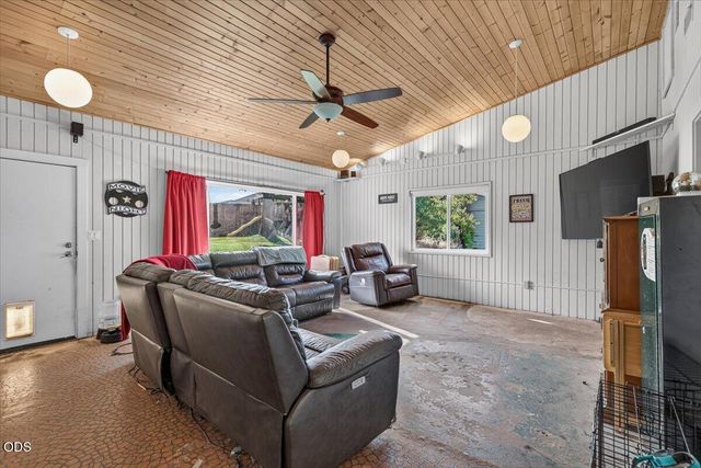3415 Calle Vista Drive, Medford, OR 97504
