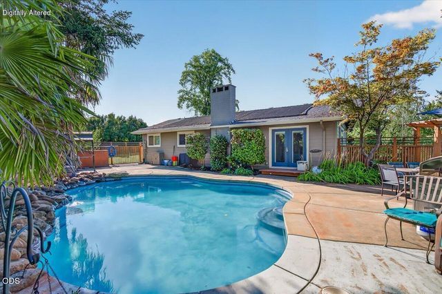 3415 Calle Vista Drive, Medford, OR 97504