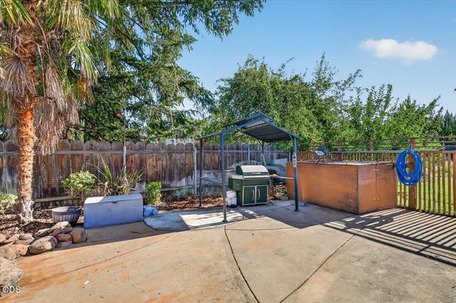 3415 Calle Vista Drive, Medford, OR 97504