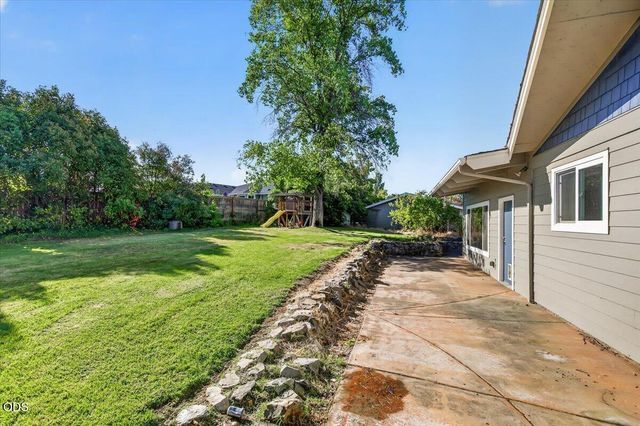 3415 Calle Vista Drive, Medford, OR 97504