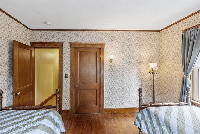 5 Hoover Ave, Beverly, MA 01915