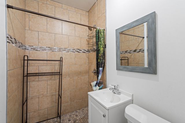 1716 John Smith Drive, Irving, TX 75061