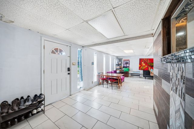 1716 John Smith Drive, Irving, TX 75061