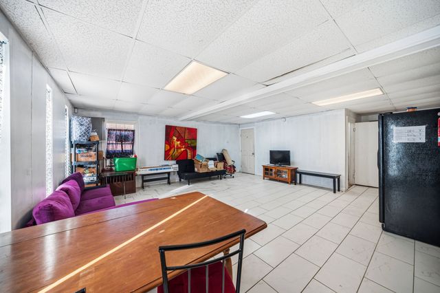 1716 John Smith Drive, Irving, TX 75061