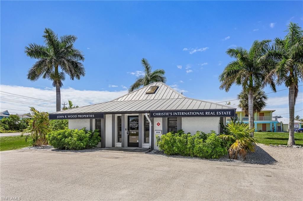 2959 Oleander ST, ST. JAMES CITY, FL 33956 — photo 3