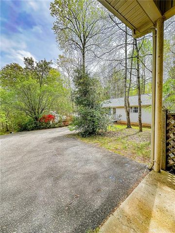 310 Georgia Avenue, Dahlonega, GA 30533