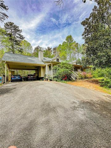 310 Georgia Avenue, Dahlonega, GA 30533