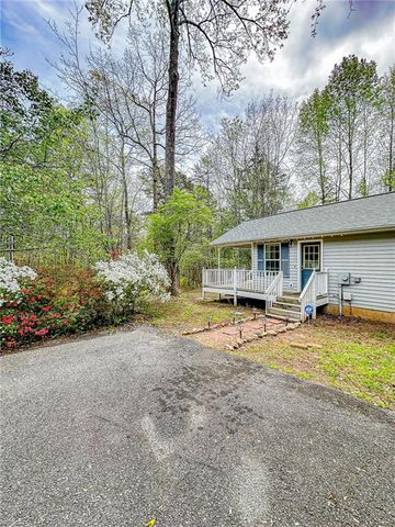 310 Georgia Avenue, Dahlonega, GA 30533