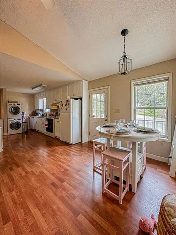 310 Georgia Avenue, Dahlonega, GA 30533