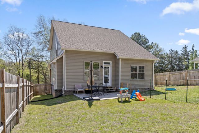 1525 Westside Drive NW, Cleveland, TN 37311